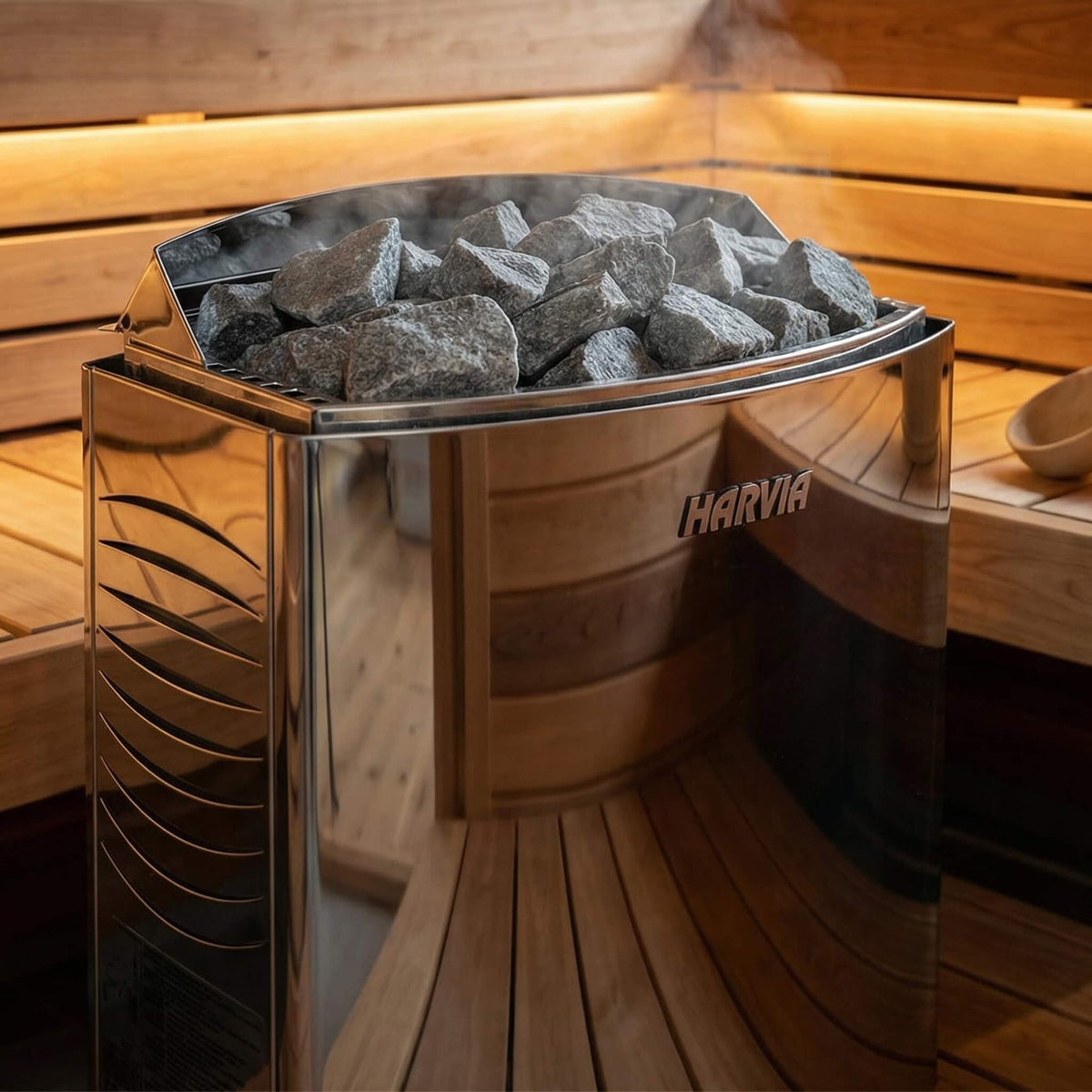 Elvaria 4-Person Indoor Canadian Red Cedar Infrared & Steam Sauna With 6KW Harvia Heater