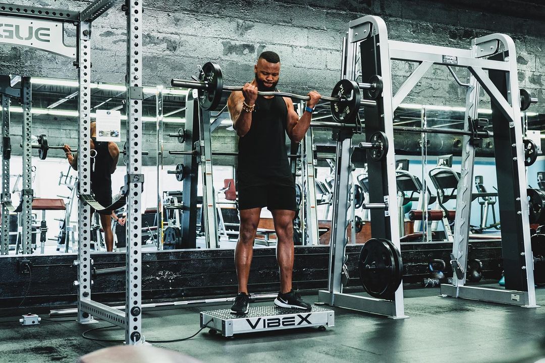 Vibe-X Balance 32 Vibration Plate | 32" × 16" | 0–4,000 VPM