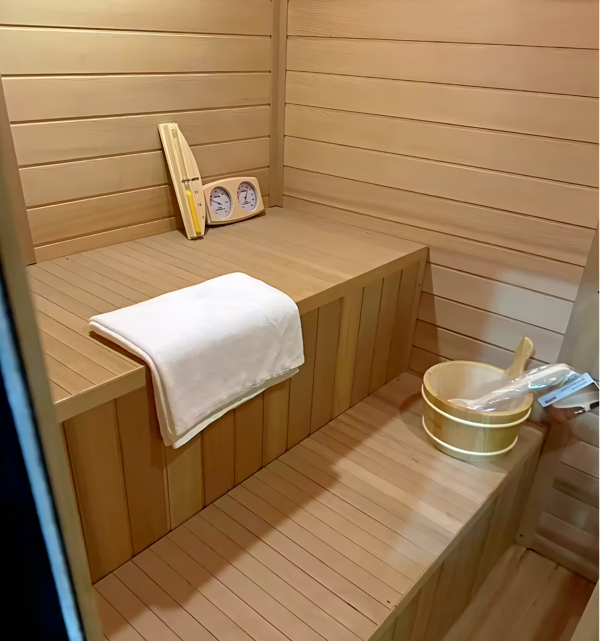 4-Person Hemlock Sauna